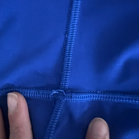 Lululemon blue crop leggings - Picture 7 of 11